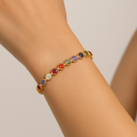 Bracelet Avec Entourage De Pierres