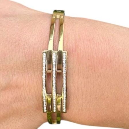 Bracelet jaune avec trois pierres rayées
