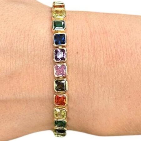 Bracelet carré en pierres colorées