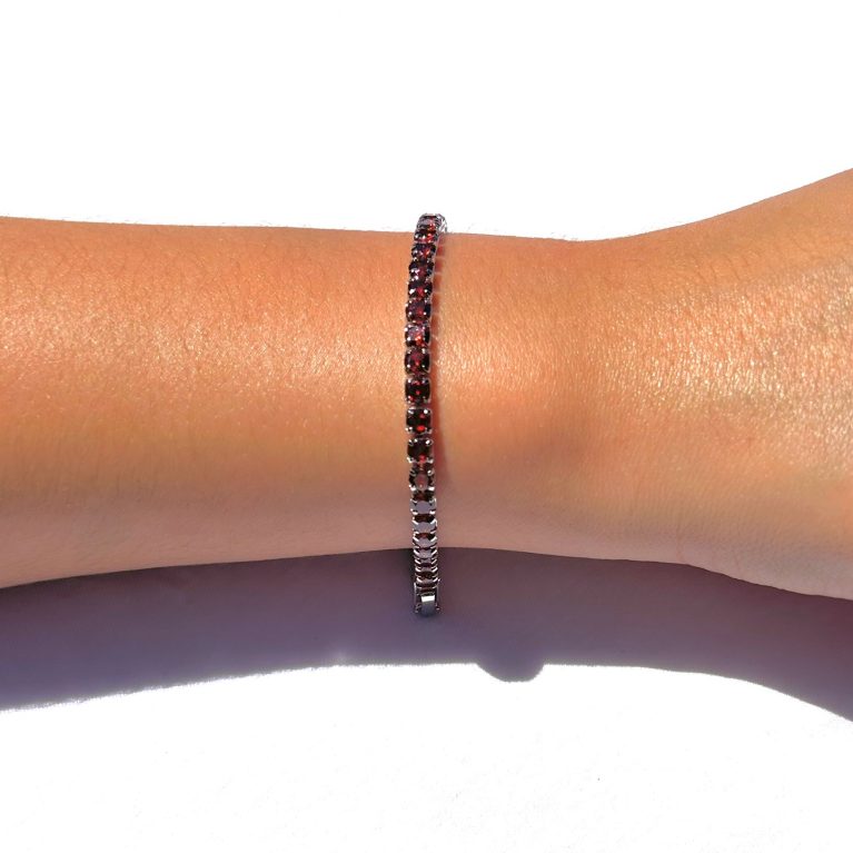 Bracelet à diamant rouge